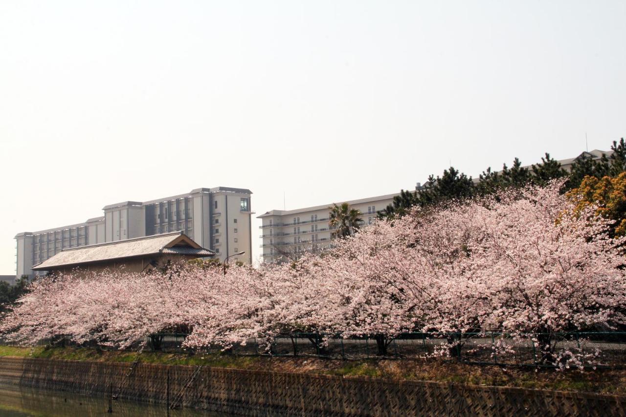 Ryugujo Spa Hotel Mikazuki Ryugutei Кісарадзу Екстер'єр фото